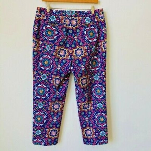 Lands End Chino Pants Women Size 10 Straight Leg 11" Rise Bright Colorful Aztec - Picture 4 of 12